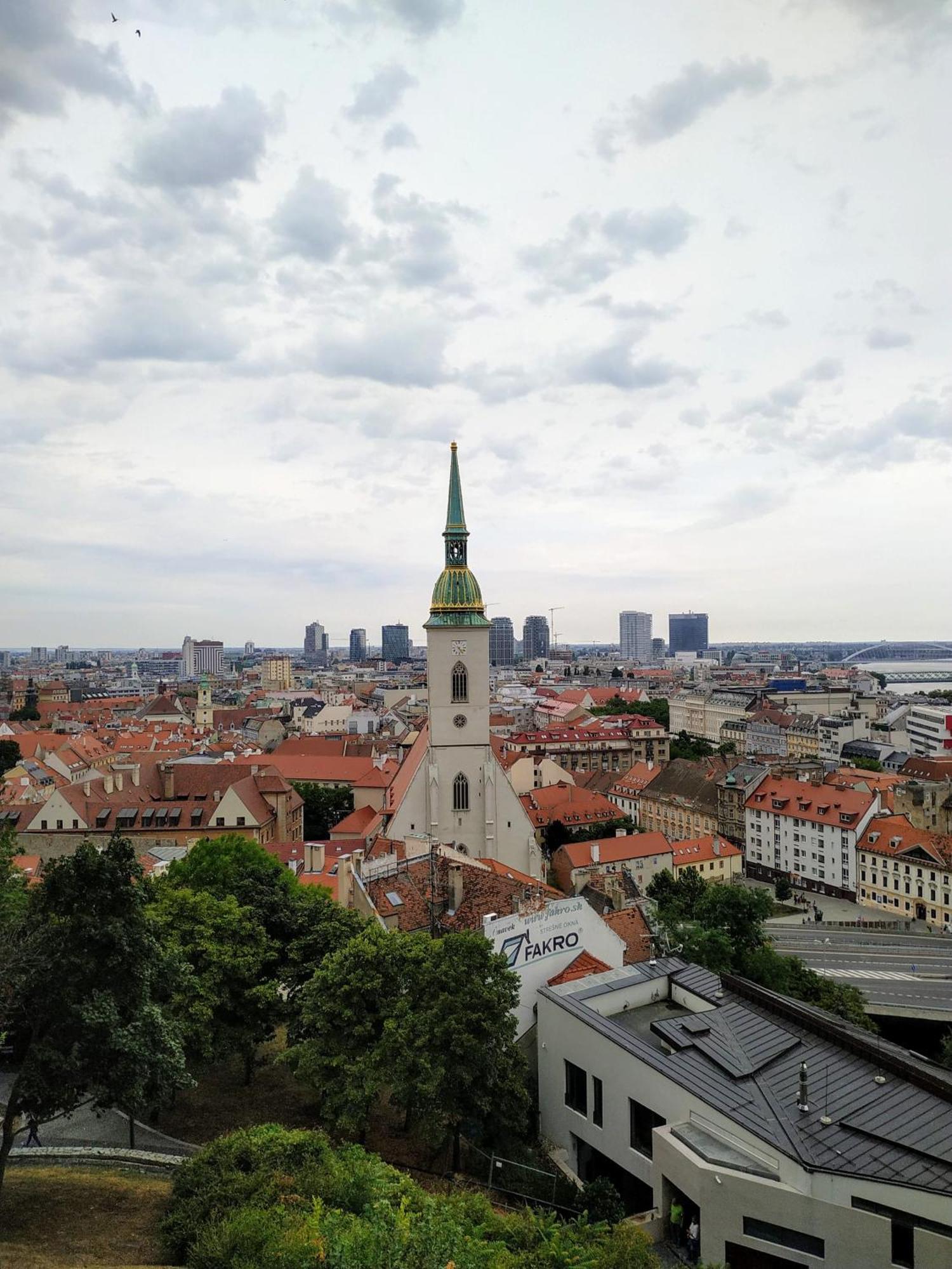 Extralarge Queen Room In The Heart Of Bratislava With Terrace エクステリア 写真